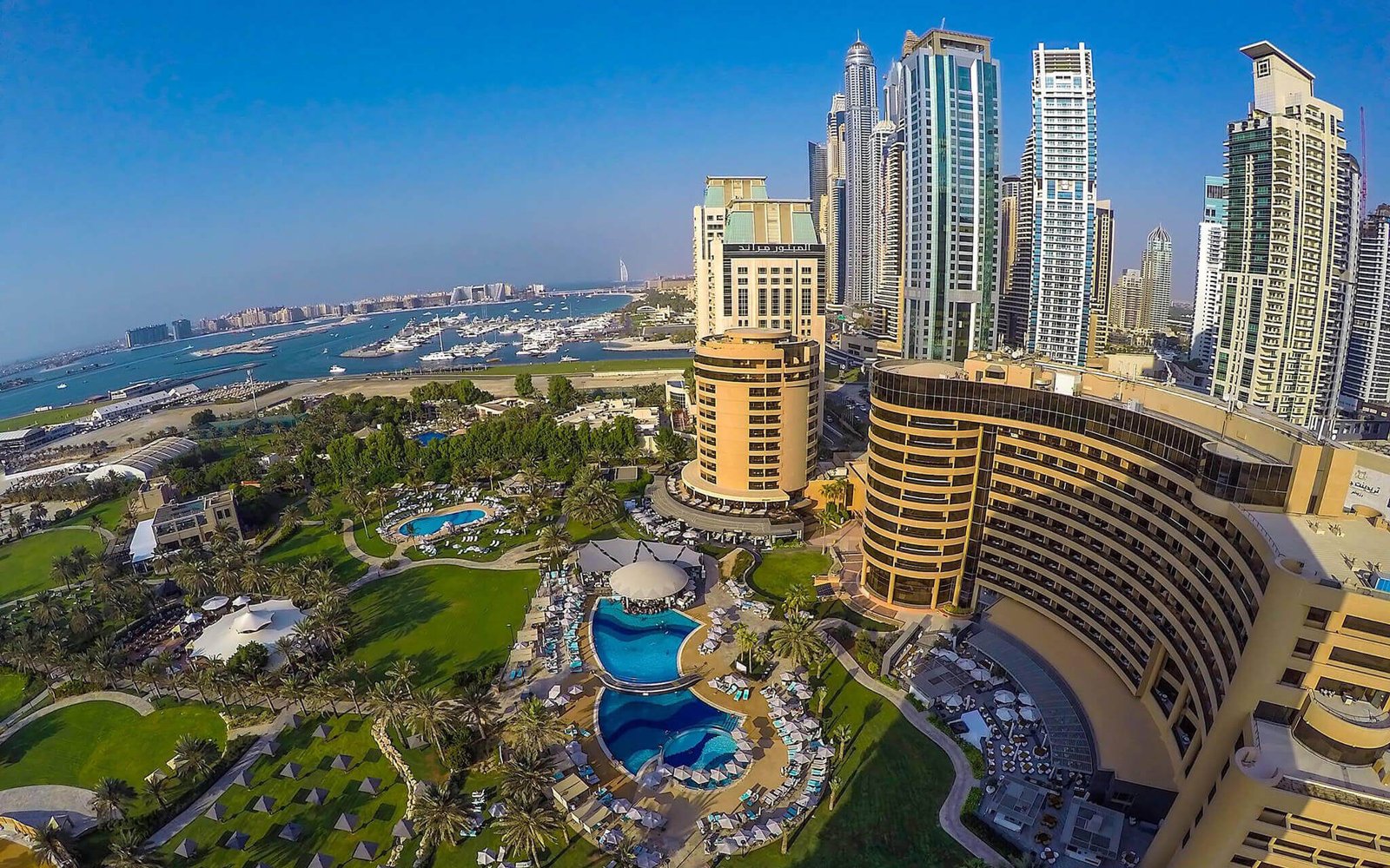 Le Royal Méridien Dubai: Where Parisian Elegance Meets Arabian Shores